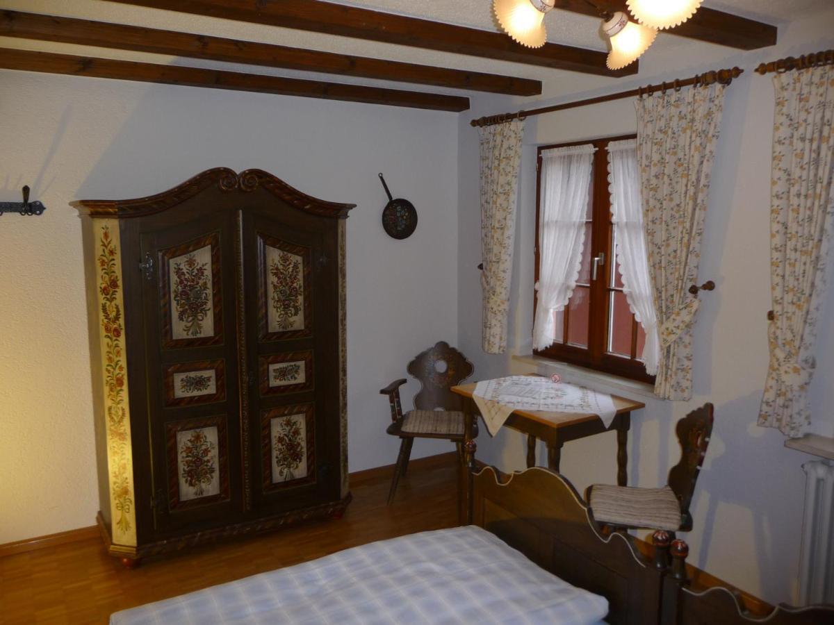 Gasthaus-Pension Zum Kreuz Stuhlingen Εξωτερικό φωτογραφία