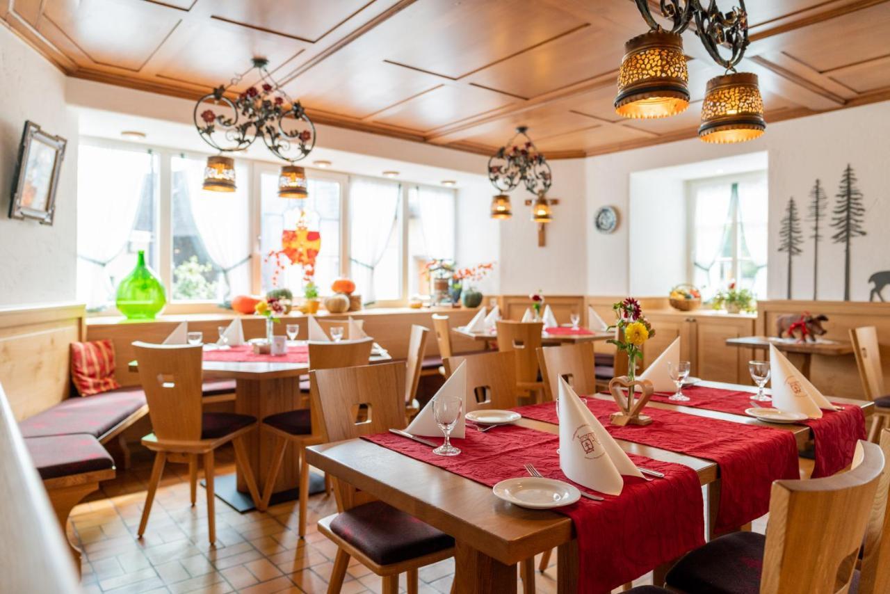 Gasthaus-Pension Zum Kreuz Stuhlingen Εξωτερικό φωτογραφία