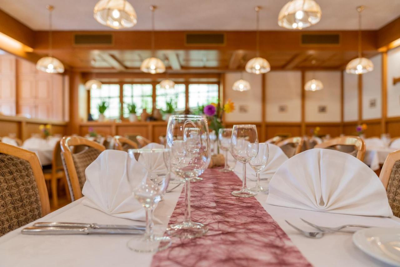 Gasthaus-Pension Zum Kreuz Stuhlingen Εξωτερικό φωτογραφία