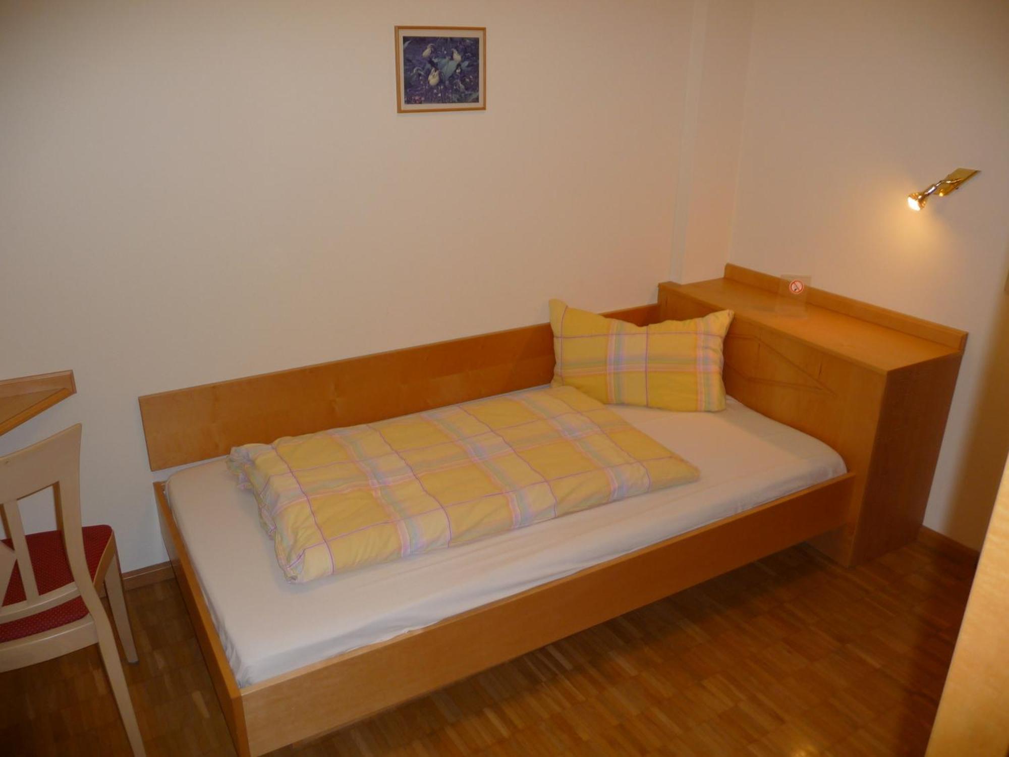 Gasthaus-Pension Zum Kreuz Stuhlingen Δωμάτιο φωτογραφία